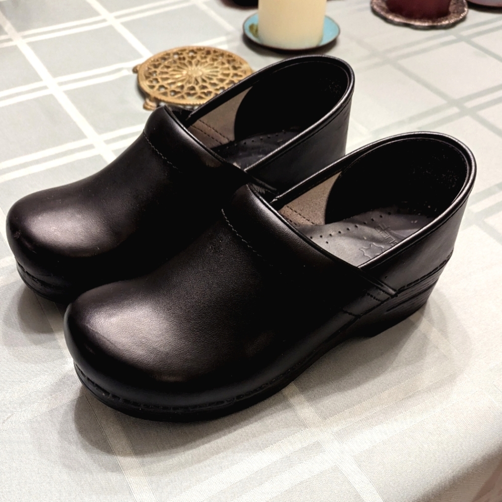 Black Dansko Clogs - like new for a steal!